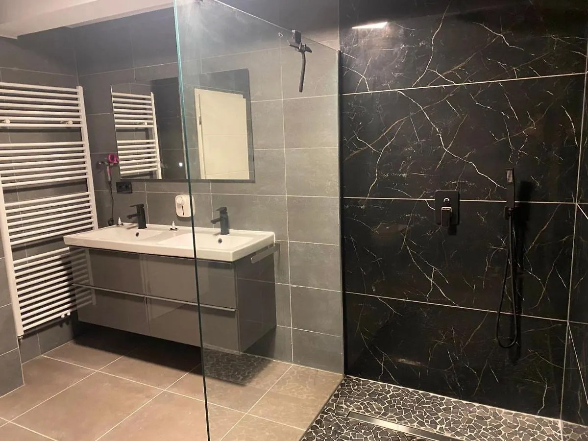 Cozy 120M² Apartment With 3 Bedrooms And 1 Home Cinema Useldange