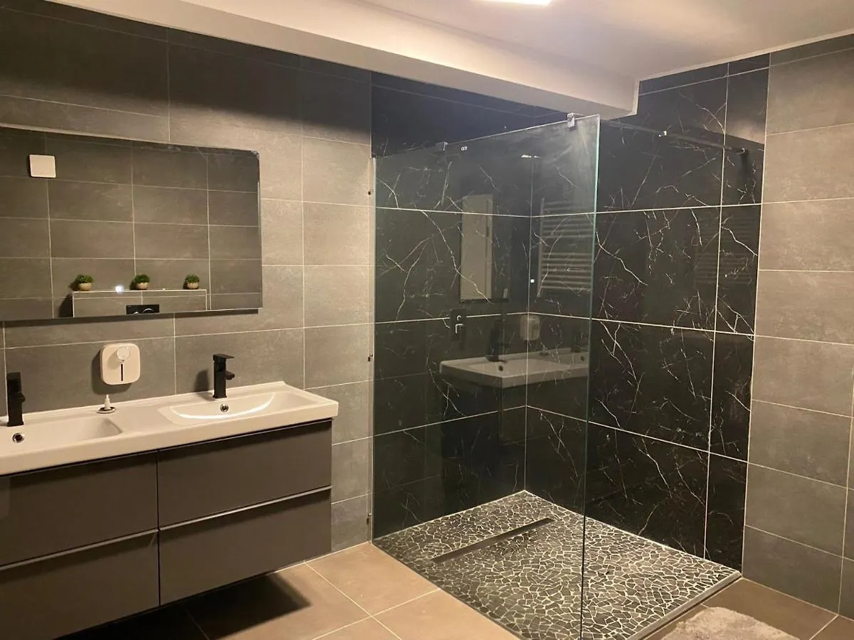 Cozy 120M² Apartment With 3 Bedrooms And 1 Home Cinema Useldange 0*,  Luxembourg