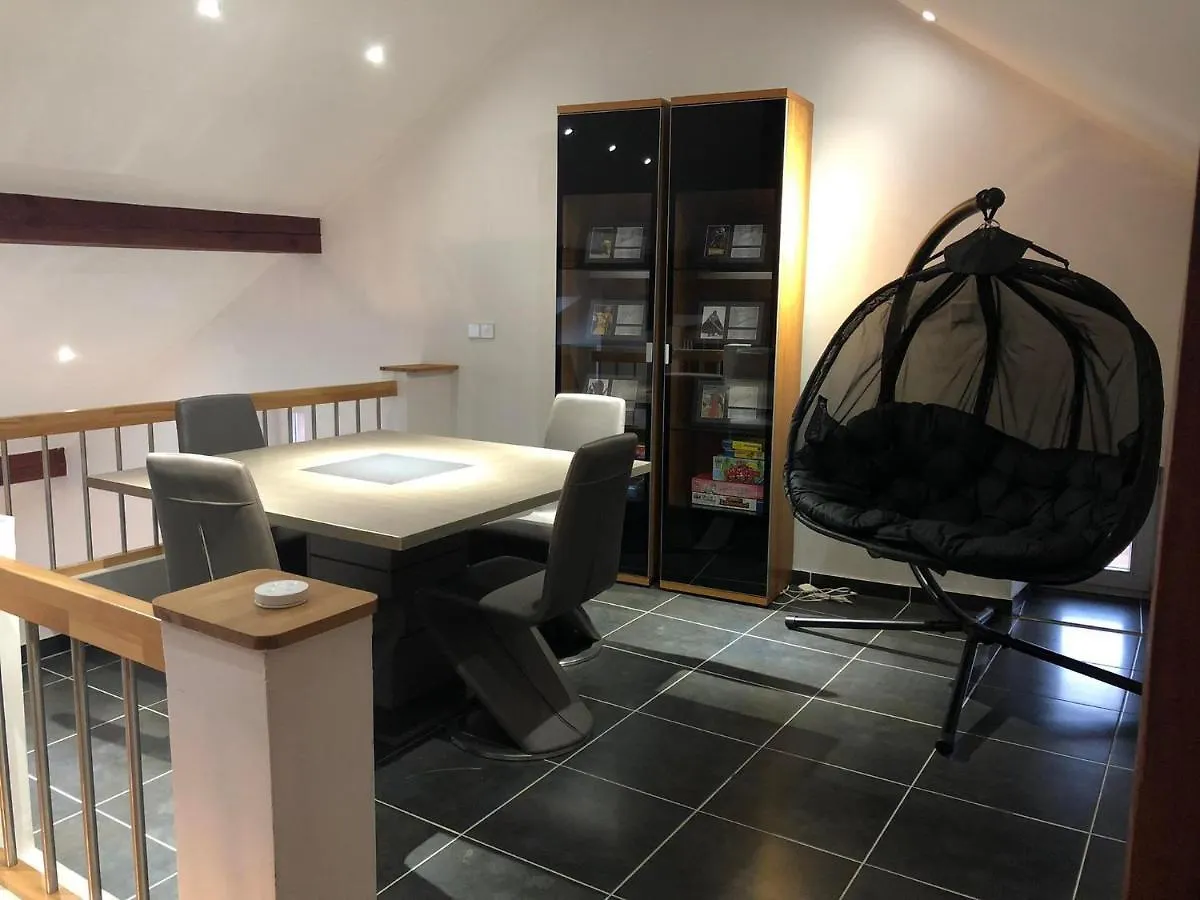 Cozy 120M² Apartment With 3 Bedrooms And 1 Home Cinema Useldange